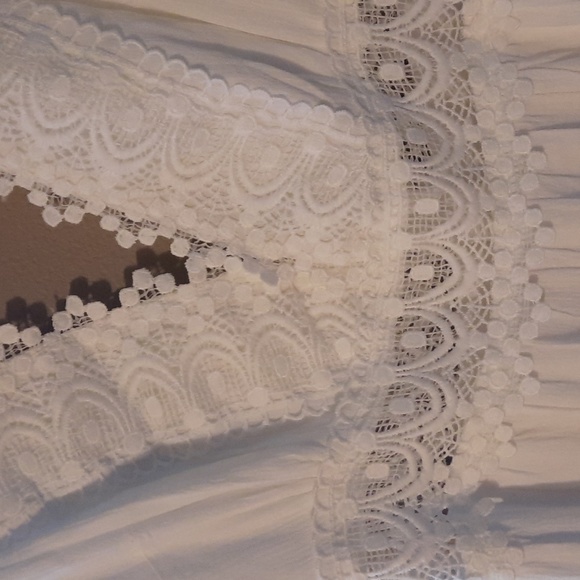 White lace midi sleevless  v neck dress - Picture 3 of 10